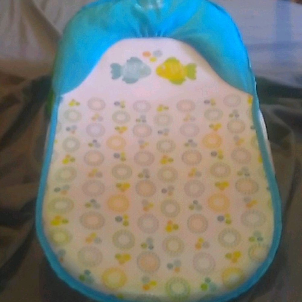 Summer infant bath slings
